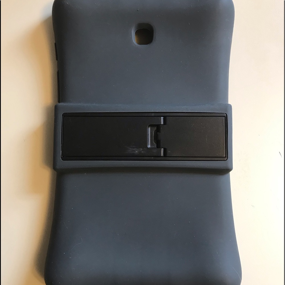 Grey Tablet Cover - Picture 3 of 5